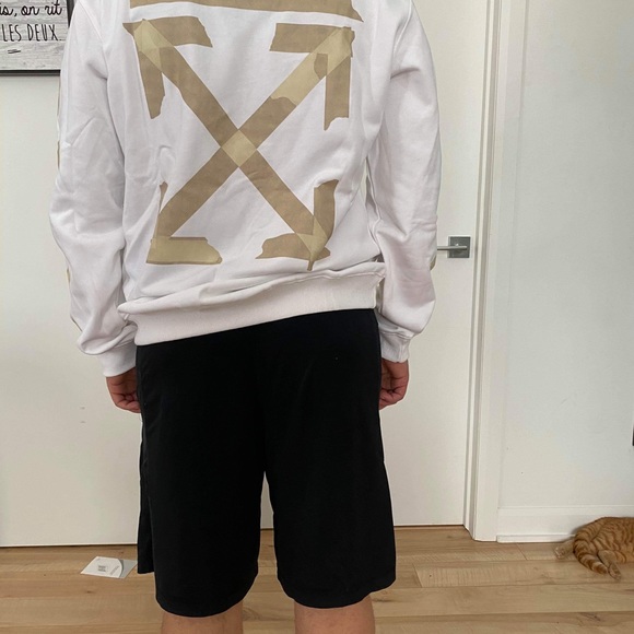 Off White sweater - Picture 4 of 8